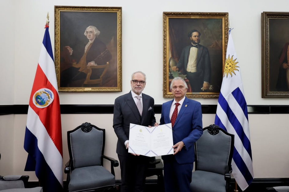 Embajador José Luis Cancela