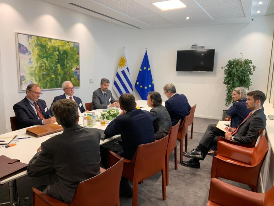 Con Javi López, el vicepresidente del Parlamento Europeo y la eurodiputada Leire Pajín