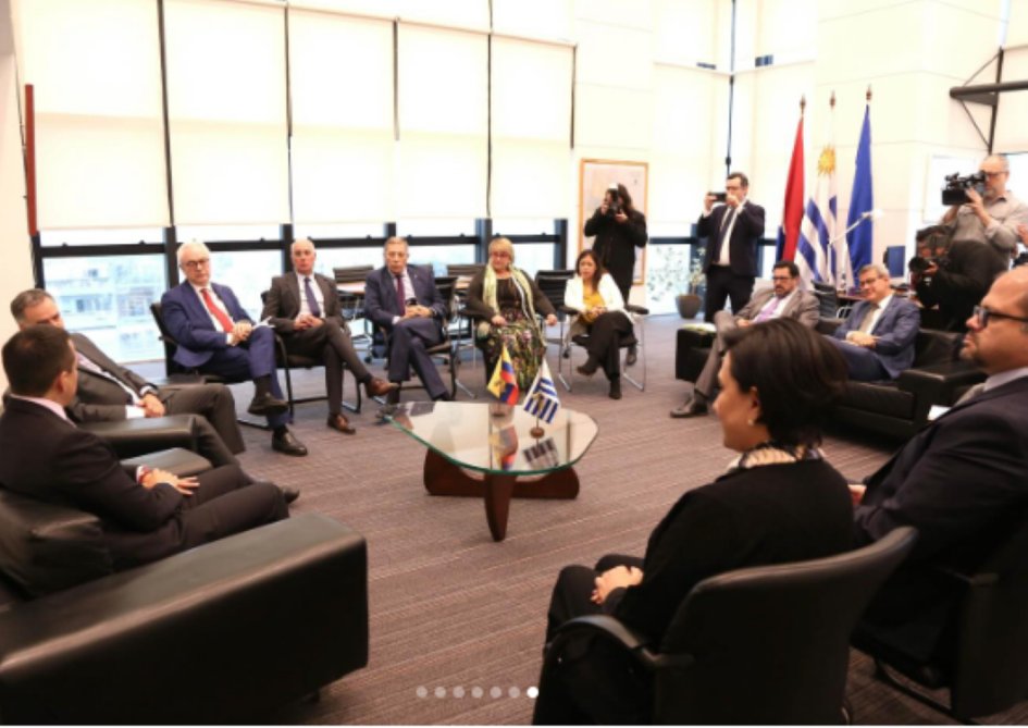 Visita Oficial Visita a Uruguay Presidente Daniel Noboa