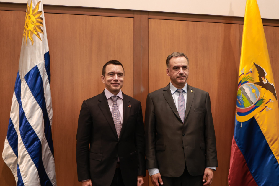 "Reunión bilateral con el Presidente Yamandú Orsi" "Visita Oficial Presidente Daniel Noboa a Uruguay
