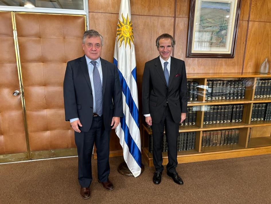 Visita del director general de OIEA culmina con acuerdo de cooperación tecnológica para salud humana Visita del director general de OIEA culmina con acuerdo de cooperación tecnológica para salud humana