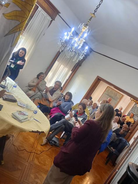 Conversatorio sobre la gesta de Artigas en el litoral conversatorio
