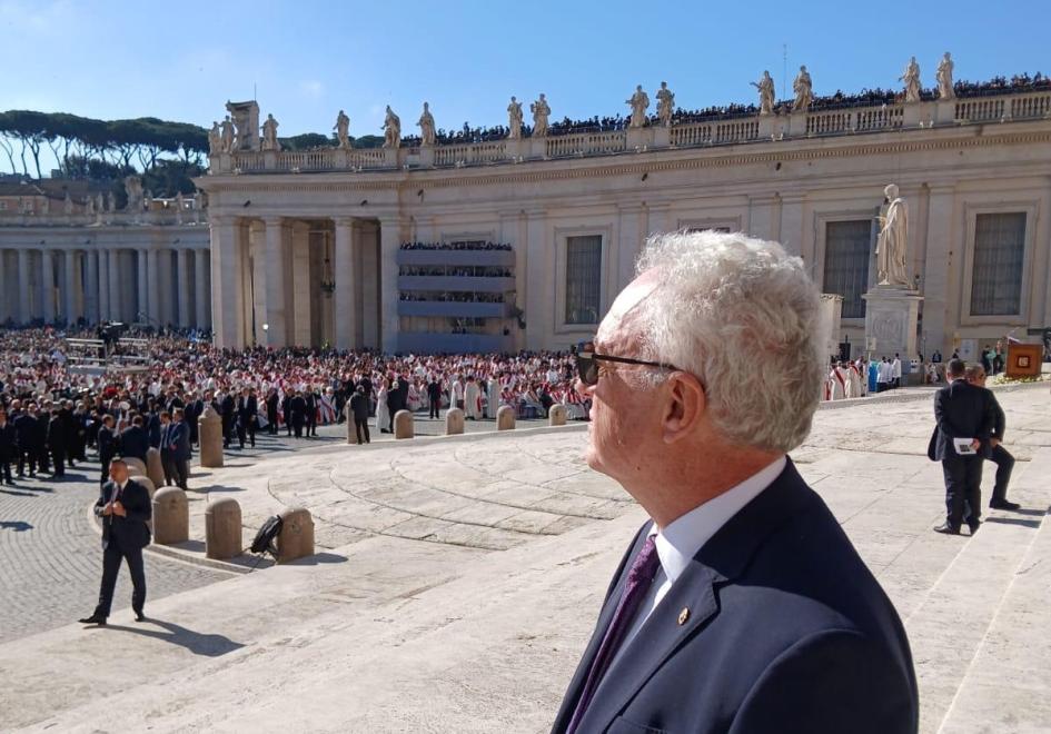 El canciller Mario Lubetkin en El Vaticano, Santa Sede Canciller Mario Lubetkin en El Vaticano, Santa Sede