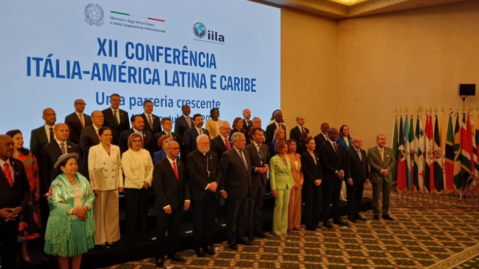 XII Conferencia Ministerial Italia-América Latina y el Caribe, en Roma Foto grupal de la XII Conferencia Ministerial Italia-América Latina y el Caribe