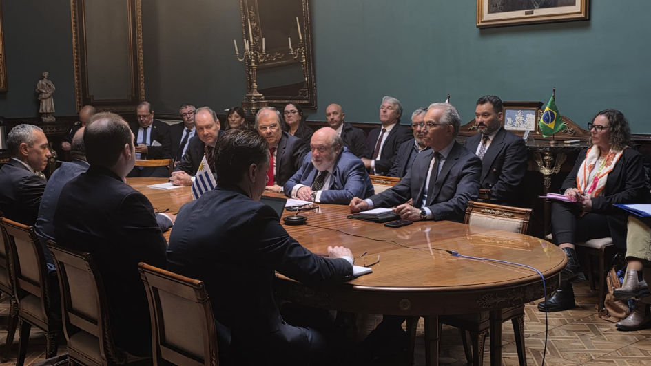 Reunión de Alto Nivel de la Nueva Agenda de Cooperación y Desarrollo Fronterizo Uruguay – Brasil Reunión de Alto Nivel de la Nueva Agenda de Cooperación y Desarrollo Fronterizo Uruguay – Brasil