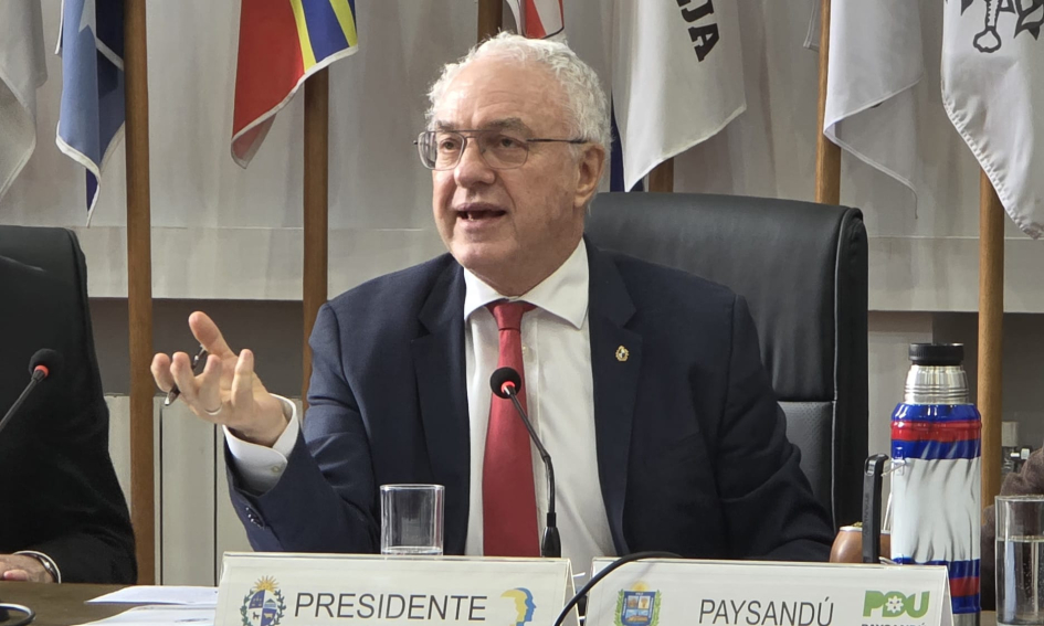 El canciller Lubetkin en el Congreso de Intendentes