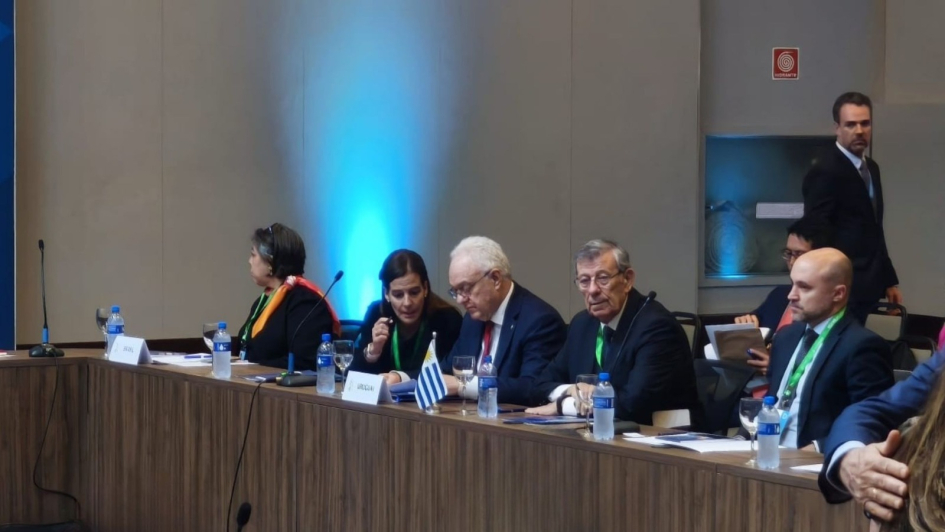 Canciller, Mario Lubetkin Canciller, Mario Lubetkin dando discurso