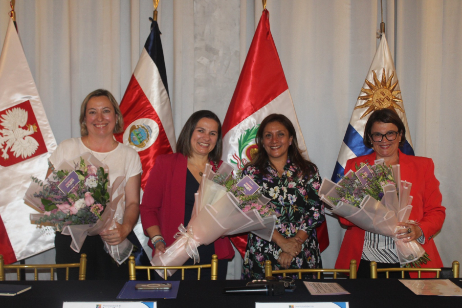 Embajadoras Silvana Montes de Oca, Flora Venegas, Anna Pienkosz