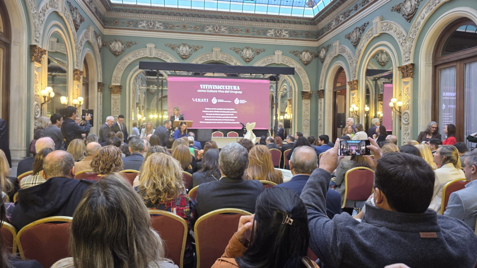 Vitivinicultura como Cultura Viva del Uruguay” en el Palacio Santos