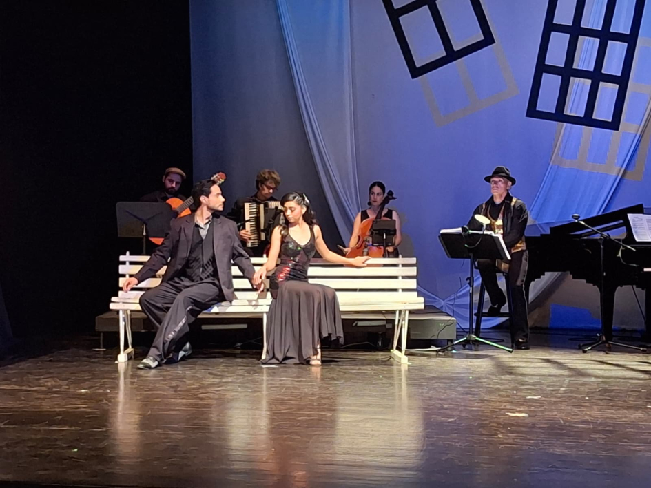 Espectáculo de Tango "A media luz" Espectáculo de Tango "A media luz"