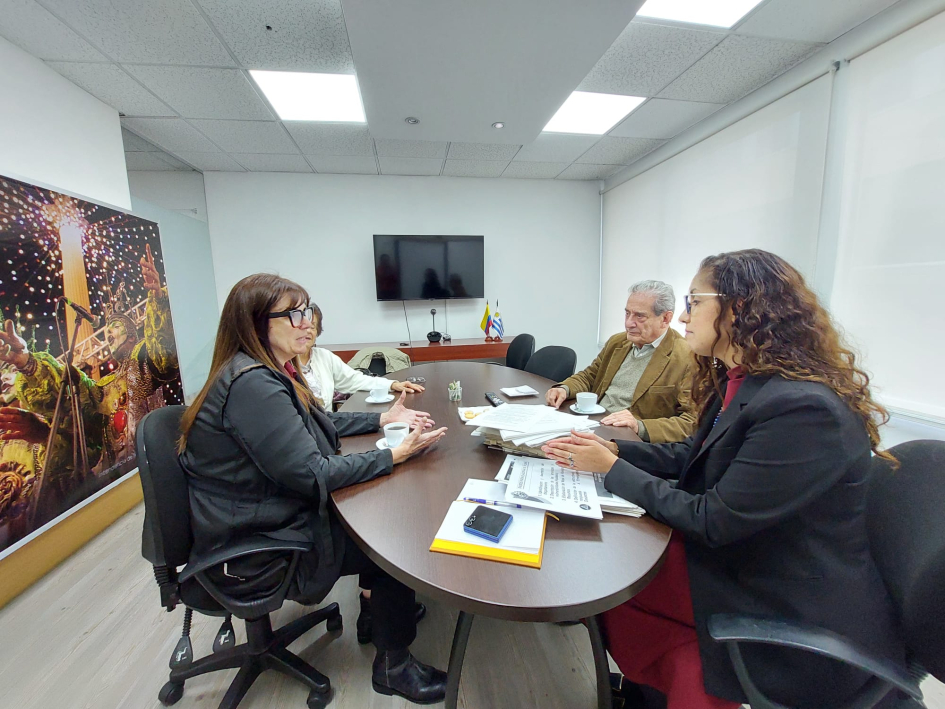 Encuentro con la arquitecta Raquel Lejtreger y el ingeniero Camilo Cárdenas