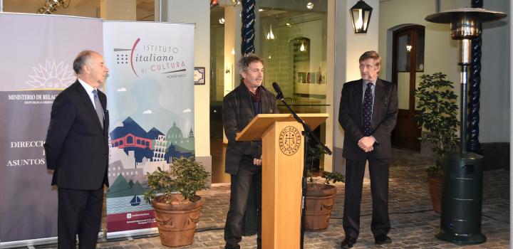 Inauguración de la muestra fotográfica “Miradas de América Latina” Inauguración de la muestra fotográfica “Miradas de América Latina”