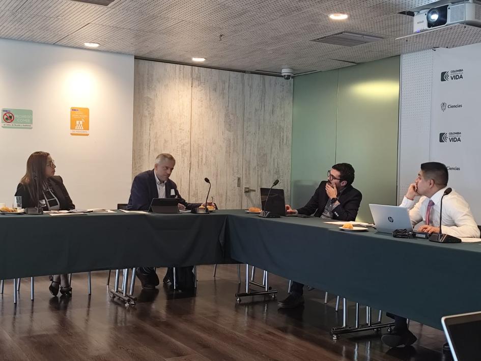 Reunión con autoridades del Ministerio de Ciencia, Tecnología e Innovación Reunión con autoridades del Ministerio de Ciencia, Tecnología e Innovación