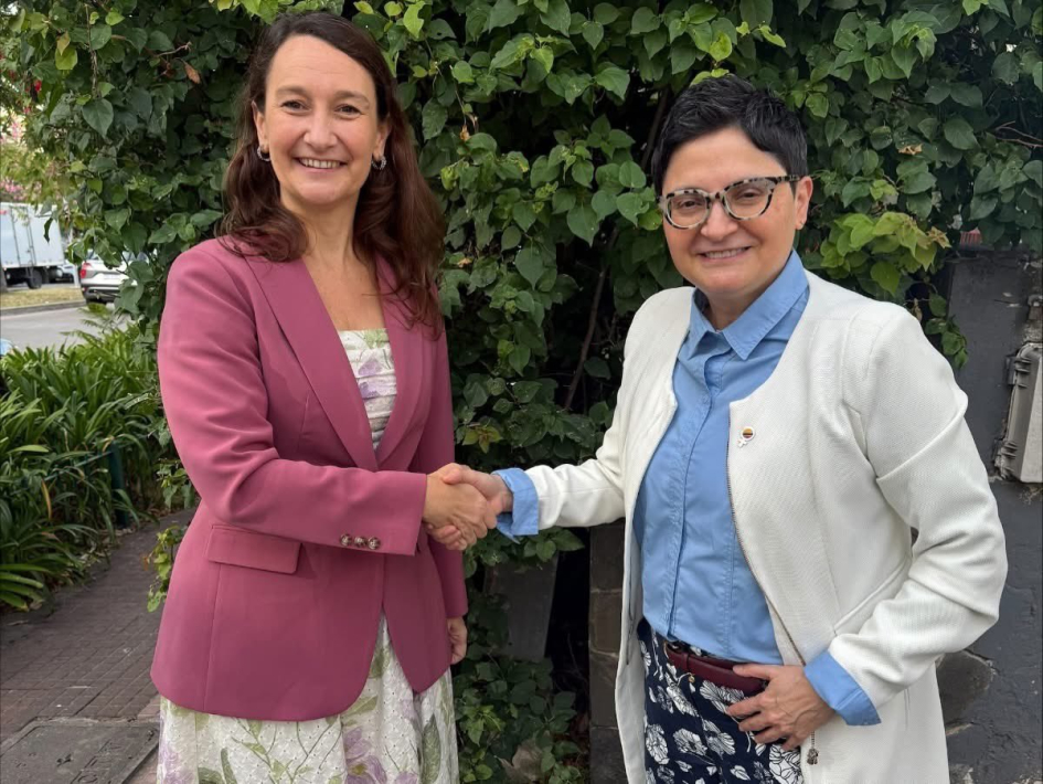 Viceministras de Relaciones Exteriores - Emb. Valeria Csukasi Cabrera y Emb. Juana Castro Santamaría