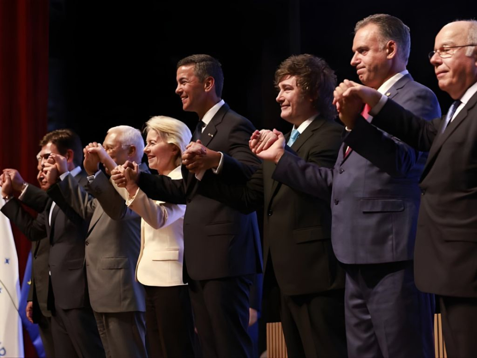 Foto familiar de mandatarios