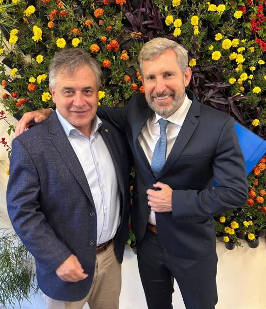 Paganini participó de histórica reunión de integración fronteriza entre Fray Bentos y Gualeguaychú Paganini participó de histórica reunión de integración fronteriza entre Fray Bentos y Gualeguaychú