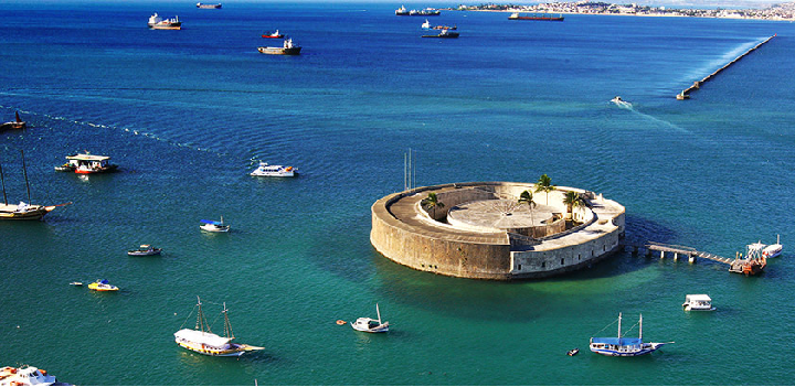 Puertos de aguas profundas Puertos de aguas profundas en la Bahía de Todos los Santos