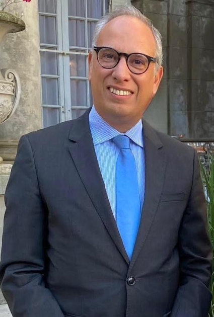 Embajador Santiago Wins