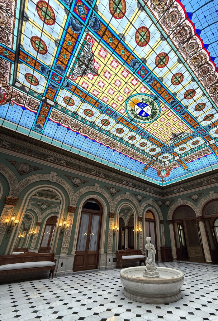 Patio de la Fuente, Palacio Salvo, Montevideo