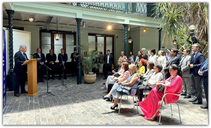 «Mujeres más allá de sus fronteras»: Uruguay y Ecuador inauguraron exposición de artes visuales