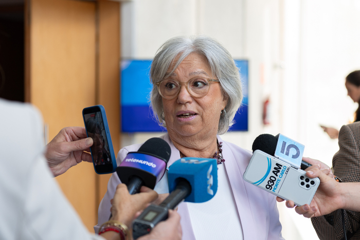 Mónica Xavier en uso de la palabra durante el acto central de conmemoración del 8 de Marzo 2026