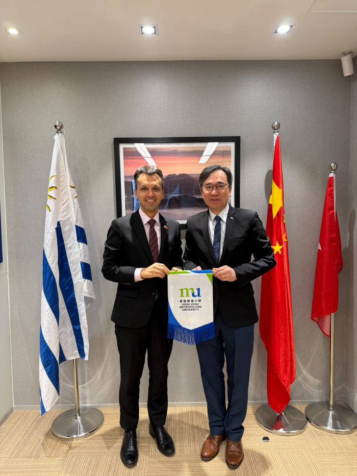 Cónsul General de Uruguay en Hong Kong y Decano de HKMU LiPACE