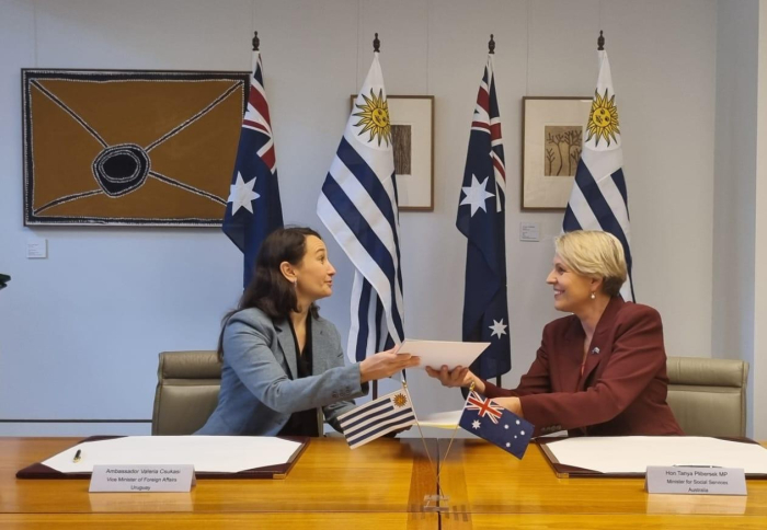 Firma de acuerdo de seguridad social con Australia Con la ministra Tanya Plibersek, de Servicios Sociales de Australia