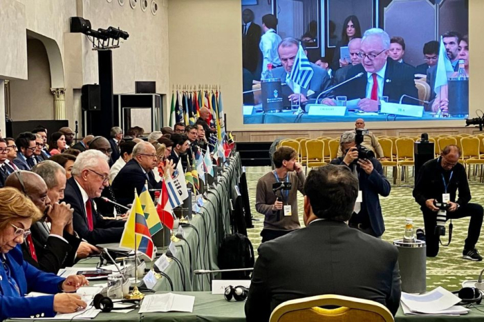 El canciller Lubetkin hablando en la XII Conferencia Ministerial Italia-América Latina y el Caribe