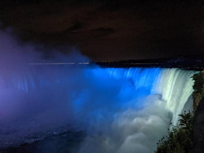 Cataratas del Niágara en Día de la Independencia