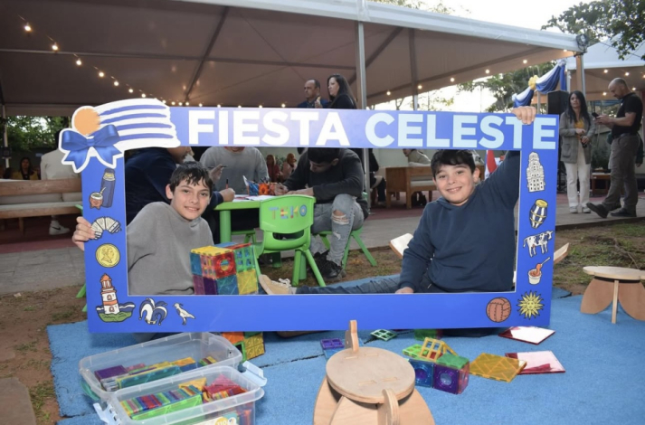 Niños en la Fiesta Celeste