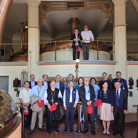 Embajadores Visitan Planta de Cervecería Centroamericana