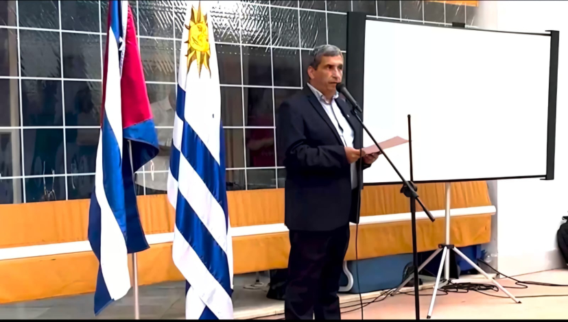 Embajador Juan Canessa