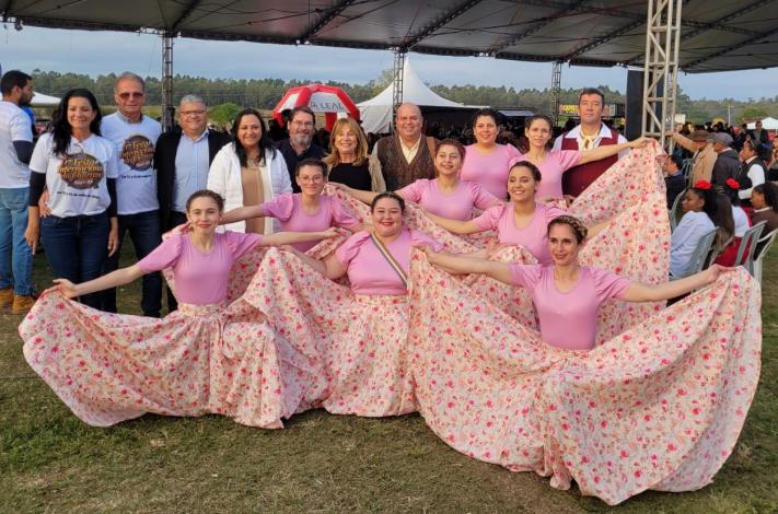 Presentación cultural de Uruguay en Bagé