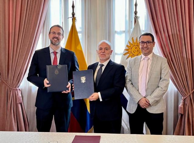 Embajador Ricardo Baluga y Embajador Jaime Barberis