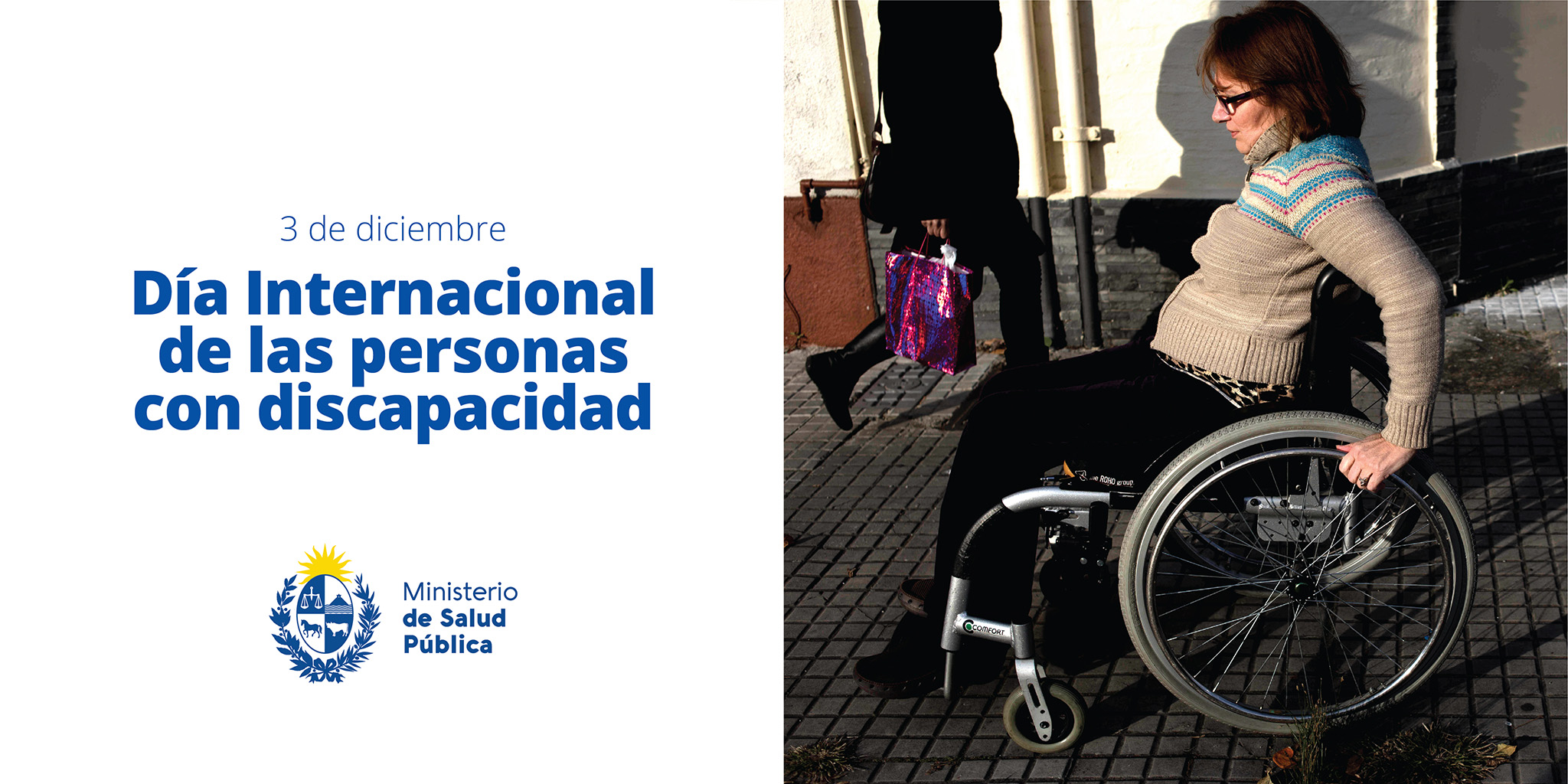 Imagen de una persona en silla de ruedas Imagen de una persona en silla de ruedas