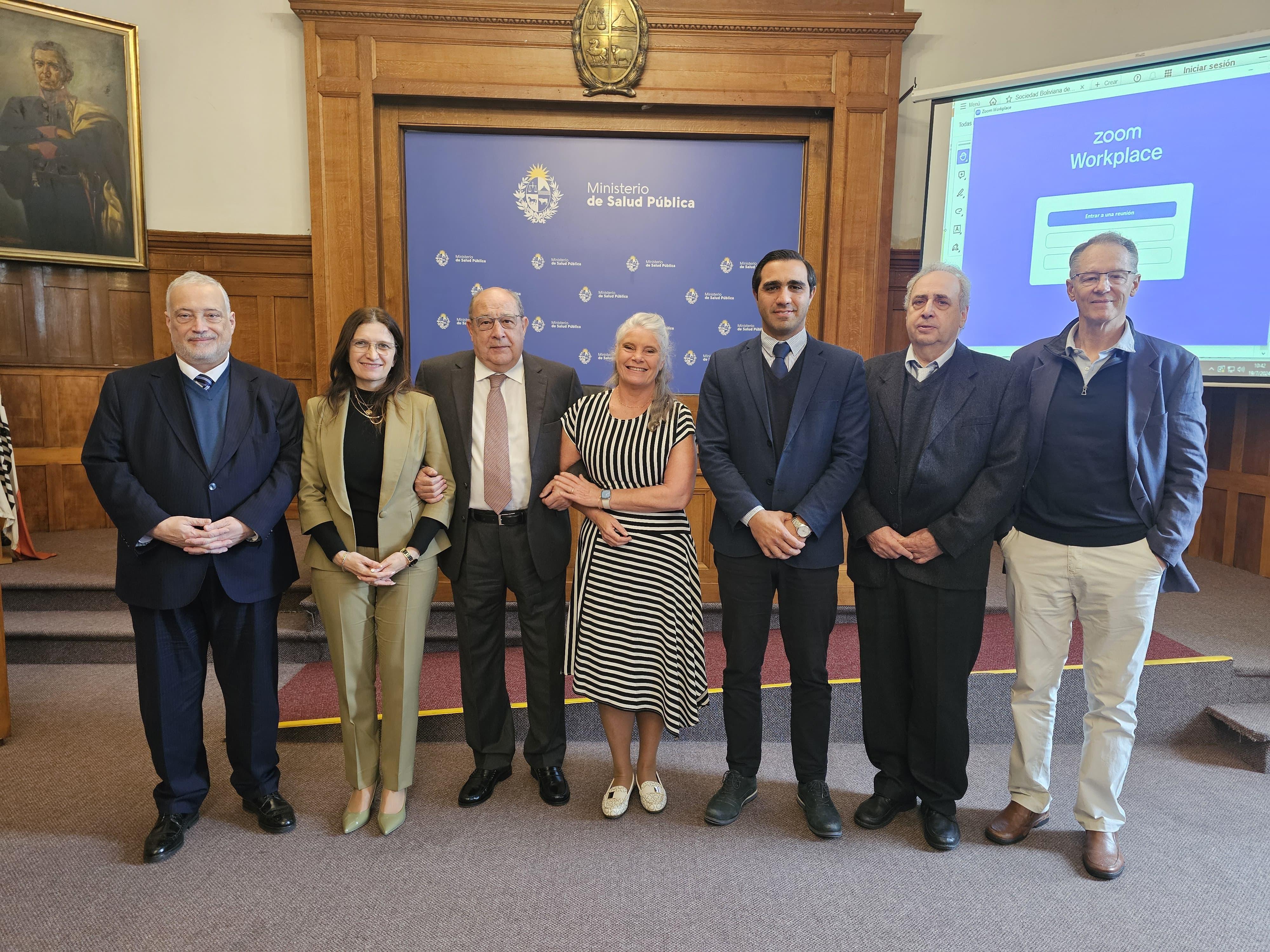 Autoridades en el aniversario 15 del Programa nacional de trasplante hepático