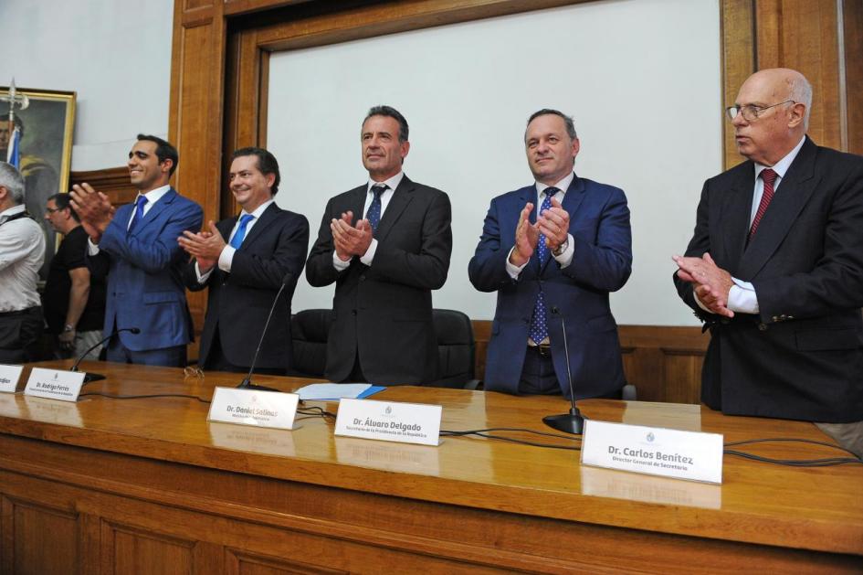 Asunción de nuevas autoridades Asunción de nuevas autoridades