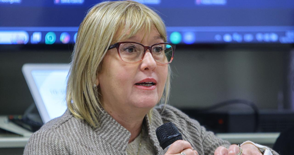 Cristina Lustemberg, ministra de Salud Pública Cristina Lustemberg, ministra de Salud Pública