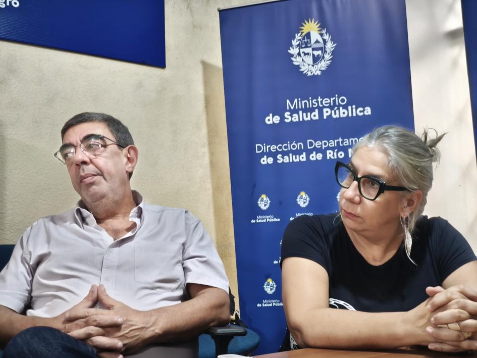 Autoridades reunidas con DDS de Río Negro Autoridades reunidas con DDS de Río Negro