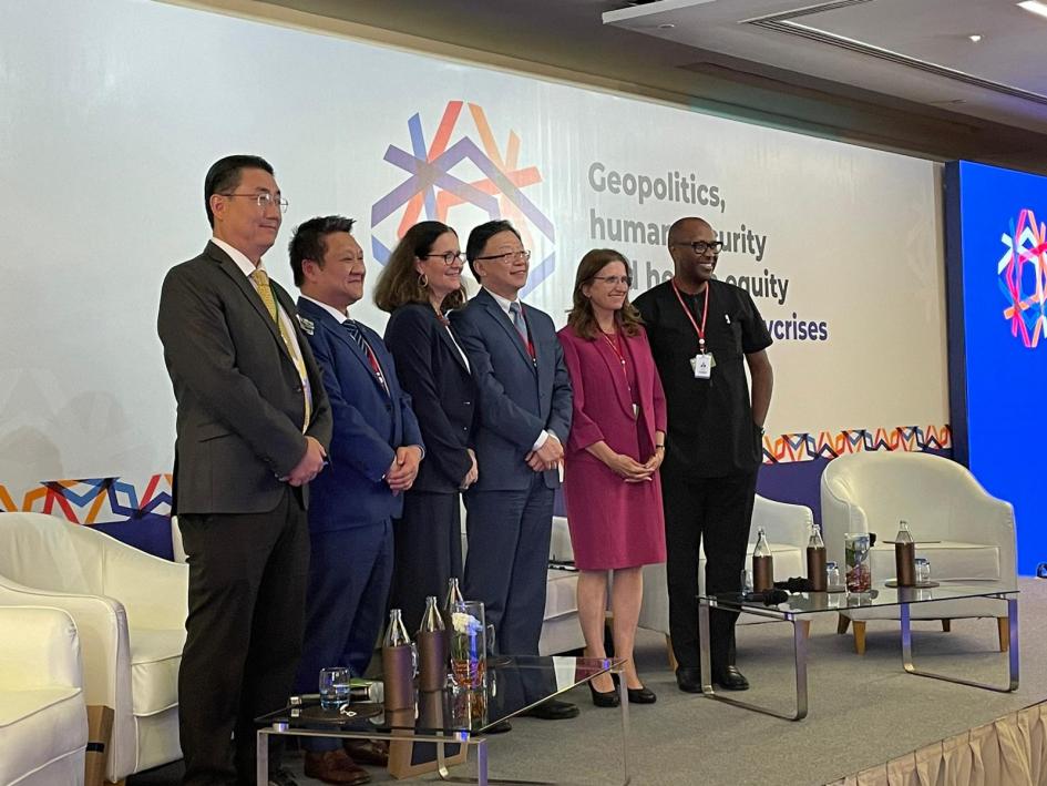 Ministra Rando en PMAC 2024 Ministra Rando y otros participantes de la conferencia internacional