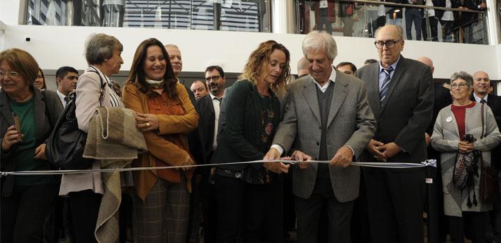 Foto: Corte de cinta con autoridades Foto: Corte de cinta con autoridades