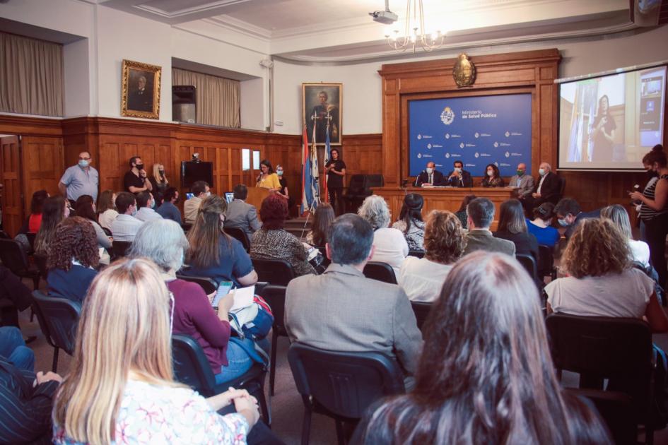 Acto en salón de actos