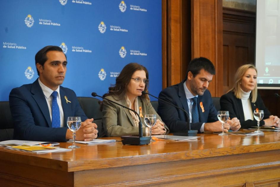 Autoridades del MSP, Mides y OPS/OMS Uruguay en el acto oficial