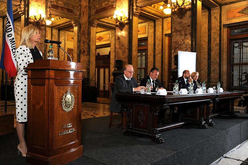 Vicepresidenta en oratoria Vicepresidenta en oratoria
