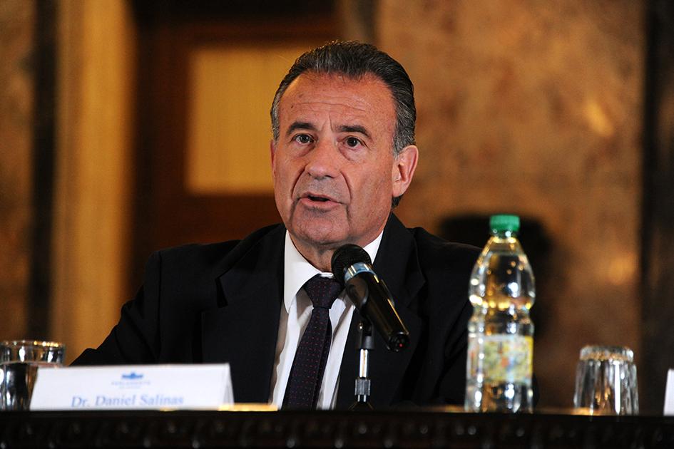 Ministro de salud pública Ministro de salud pública