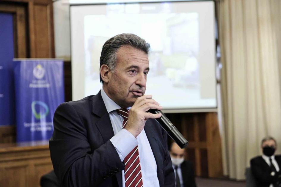 Ministro Daniel Salinas Ministro Daniel Salinas