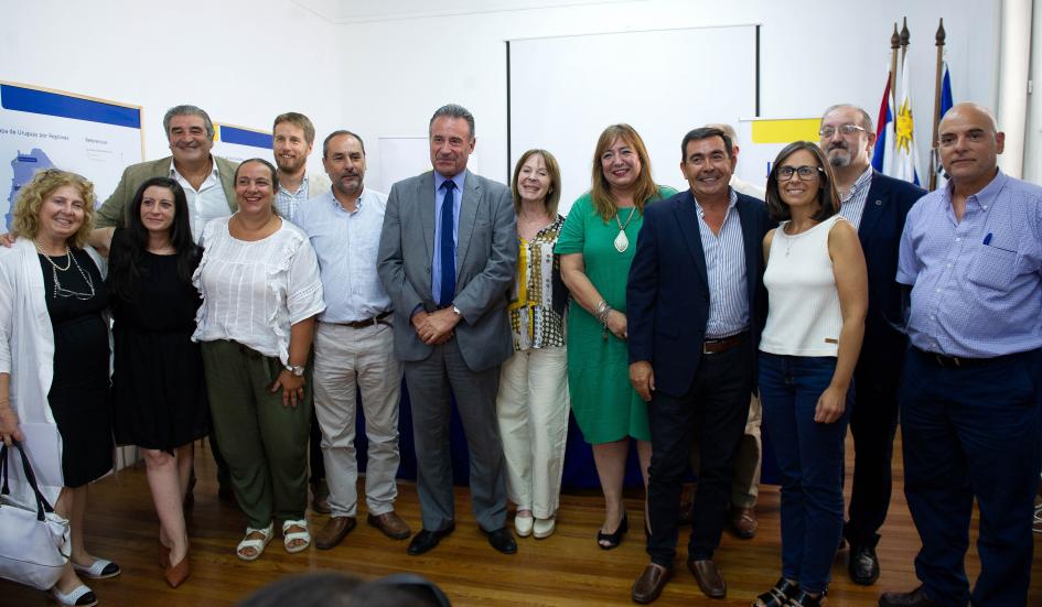 Autoridades en acto Autoridades en acto