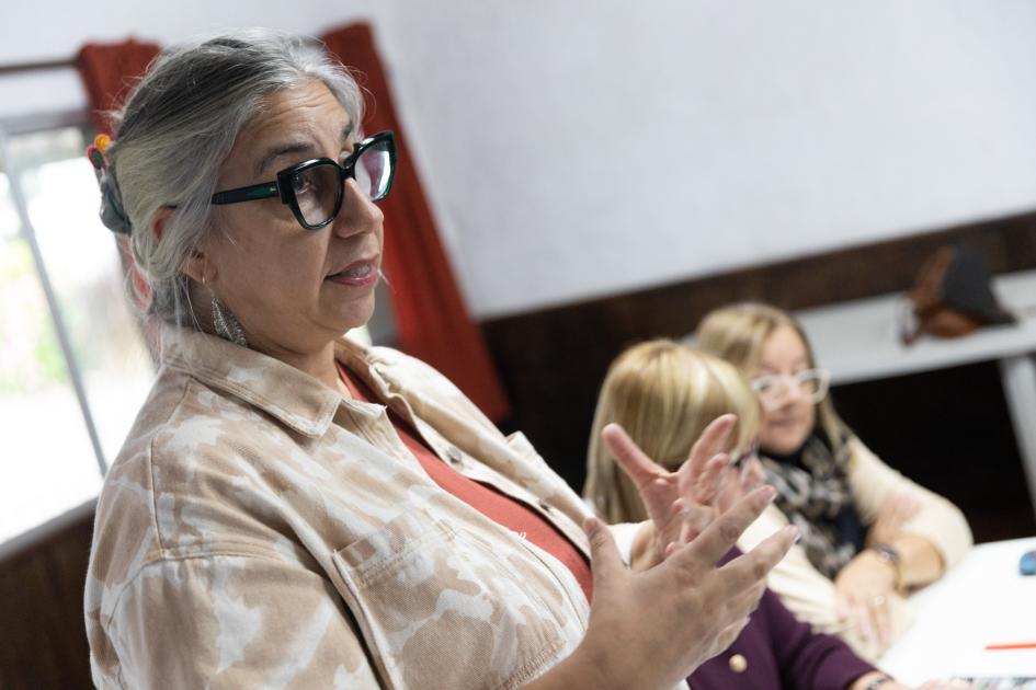 Palabras de Arteta en Villa del Rosario La directora general de coordinación de pie se dirige al público