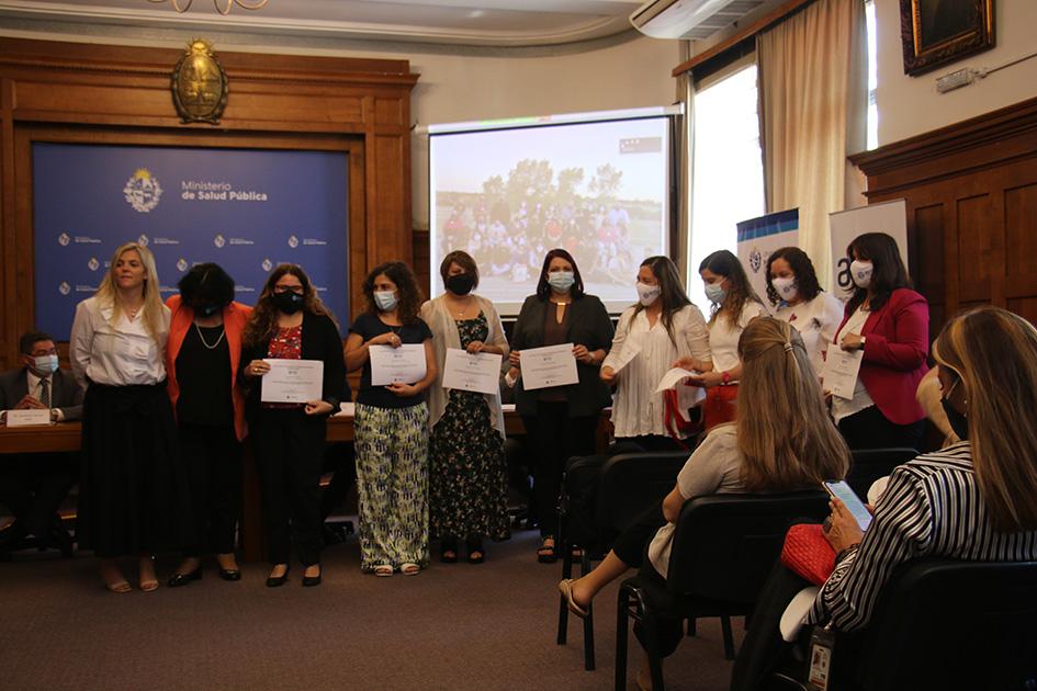 Autoridades en presentación 