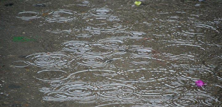 Imagen de día de lluvia Imagen de día de lluvia